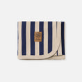 Bild in Galerie-Betrachter laden, Cloby Multifunctional UV Decke Blanket UPF50+
