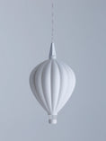 Bild in Galerie-Betrachter laden, Innocreo Heißluftballon – Lampenschirm für Weihnachtsstern A1 oder für separate Beleuchtungseinheit

