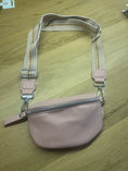 Bild in Galerie-Betrachter laden, Kis Me Tasche Sidebag uni
