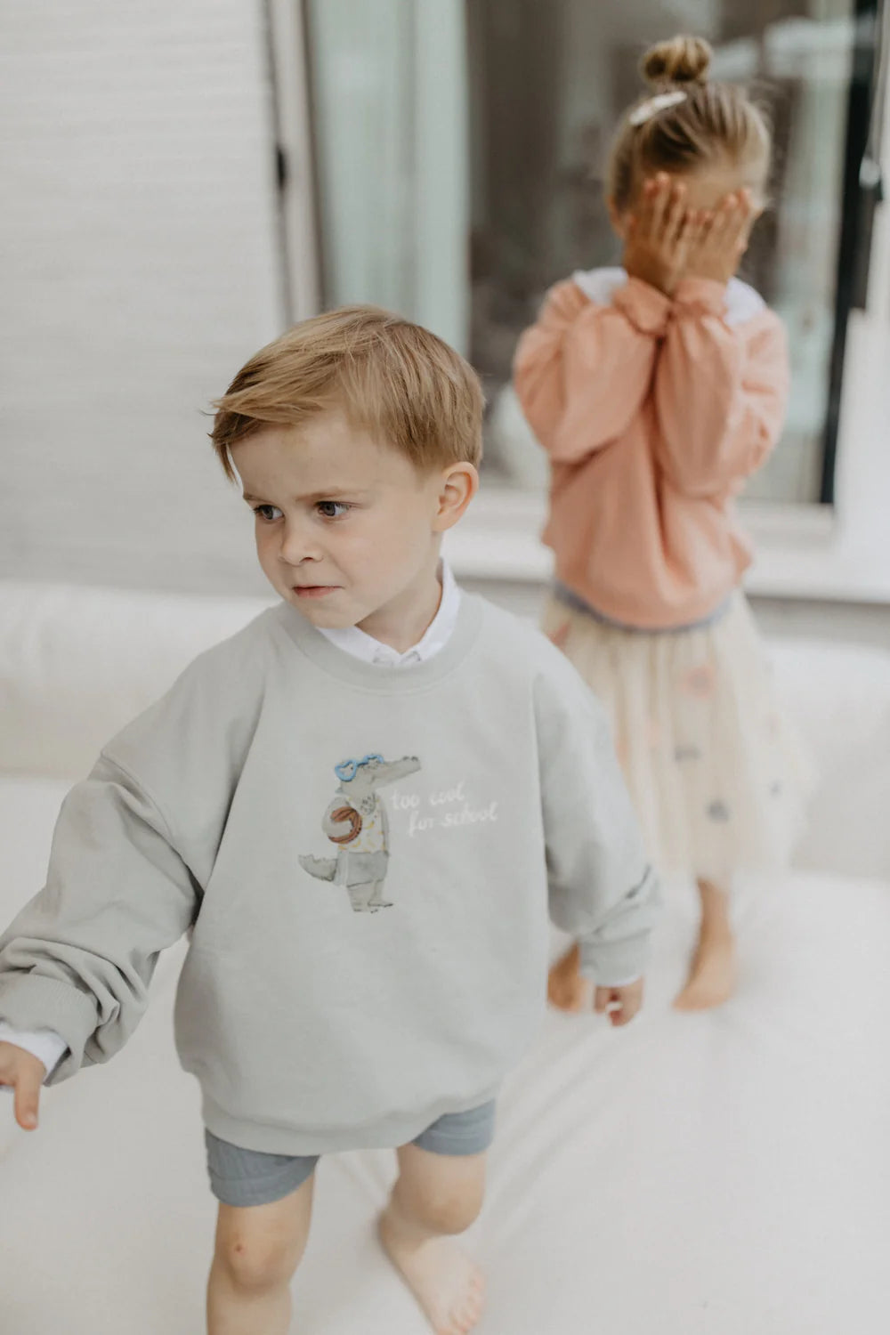 Leevje Unisex Oversized Sweatshirt ‘Too Cool for School’
